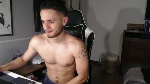 Snapshot of massimo_jiovano chatting on October 2025 11:15:01 PM massimo online show from October 2025 11:15:01 PM