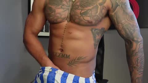 Massimo online show from November 2025 09:26:02 PM