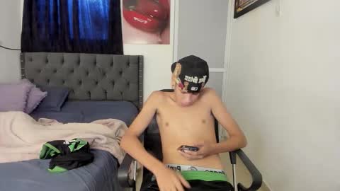 master_boy28 online show from March 2026 08:23:01 PM