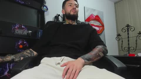 steven  online show from December 2024 11:10:02 PM