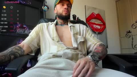 steven  online show from December 2024 09:52:02 PM