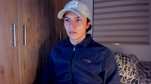 mastrangelo_x online show from April 2026 04:12:01 AM