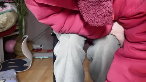 SuSu online show from March 2026 05:24:01 AM