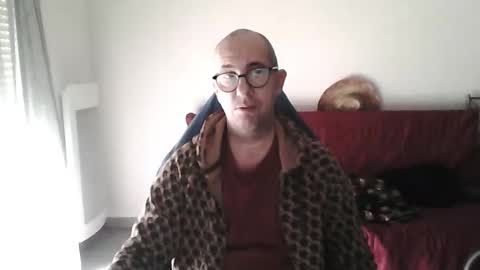 Snapshot of mat11efou chatting on December 2025 12:21:02 PM mat11efou online show from December 2025 12:21:02 PM