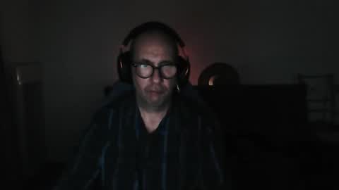 Snapshot of mat11efou chatting on December 2025 12:27:01 AM mat11efou online show from December 2025 12:27:01 AM