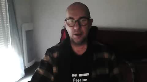 Snapshot of mat11efou chatting on January 2026 10:08:02 AM mat11efou online show from January 2026 10:08:02 AM