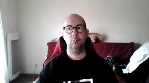 Snapshot of mat11efou chatting on February 2026 12:10:01 PM mat11efou online show from February 2026 12:10:01 PM