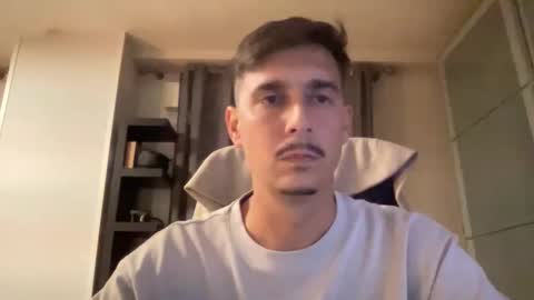 Aaron online show from October 2025 07:14:02 PM