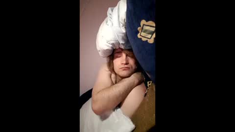 Snapshot of mateusz06544630 chatting on December 2025 01:40:02 PM mateusz06544630 online show from December 2025 01:40:02 PM