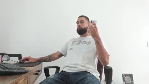 Matheus     online show from February 2025 04:11:02 PM