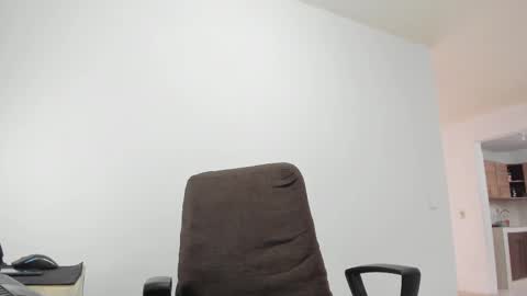 Matheus     online show from March 2025 09:53:01 PM