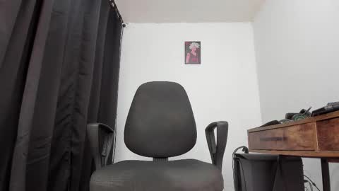 Matheus     online show from March 2026 08:58:01 PM