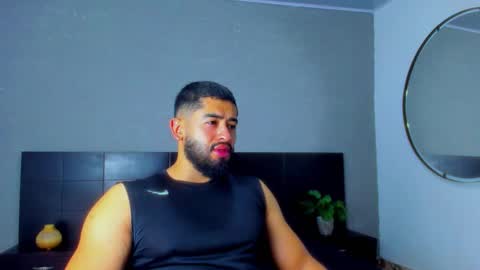 Mathew Flintt  online show from October 2025 09:49:02 PM