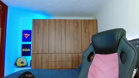 Snapshot of mathewhot3 chatting on November 2025 04:54:02 AM mathewhot3 online show from November 2025 04:54:02 AM