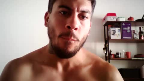 Snapshot of matifolk chatting on December 2024 07:10:01 PM matifolk online show from December 2024 07:10:01 PM