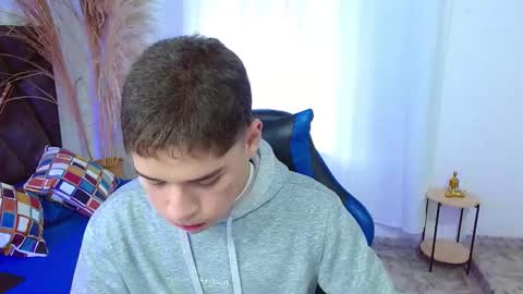 Mati online show from December 2025 01:28:02 PM