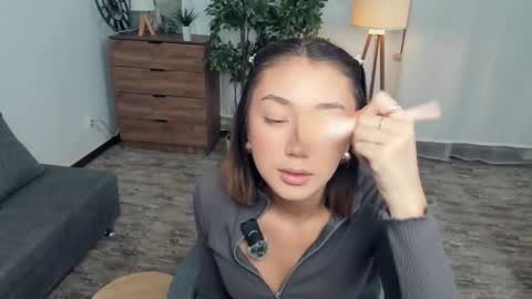 Kate online show from November 2025 11:05:02 AM