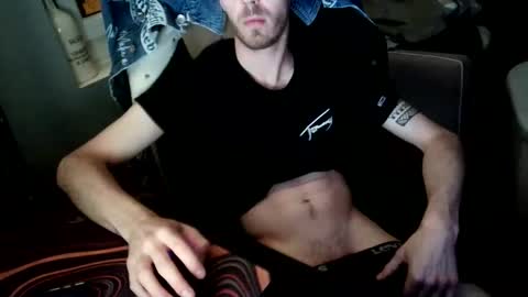 Snapshot of matt1q237916 chatting on June 2026 02:27:01 AM matt1q237916 online show from June 2026 02:27:01 AM