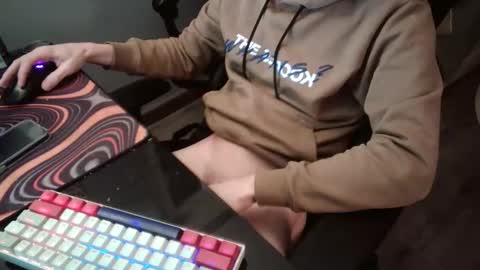 Snapshot of matt1qbby chatting on November 2025 11:42:02 PM matt1qbby online show from November 2025 11:42:02 PM