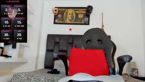 matt rodriguez92 online show from October 2025 09:15:01 PM