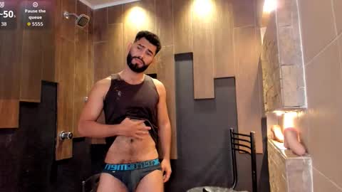 Mattew online show from November 2025 01:33:02 PM