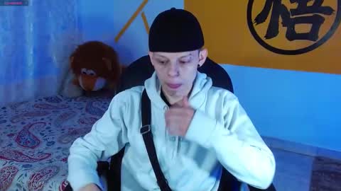 Snapshot of matthewboy_ chatting on December 2024 05:31:01 AM MatthewBoy online show from December 2024 05:31:01 AM