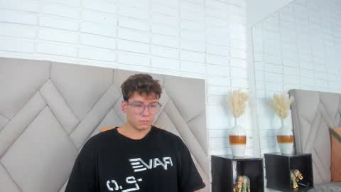 matthew online show from September 2025 01:35:01 PM