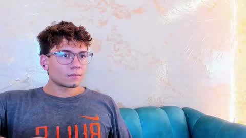 matthew online show from October 2025 08:20:01 PM