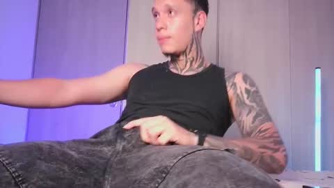 Matt online show from November 2025 05:12:01 PM