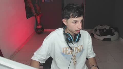 Snapshot of mattias_dantee chatting on February 2025 12:28:01 AM mattias online show from February 2025 12:28:01 AM