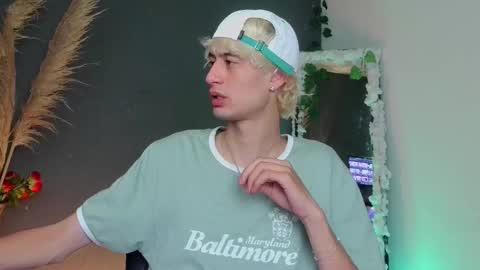 mattias     online show from October 2025 01:50:02 AM