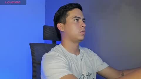 mattiwsmorris_ online show from February 2025 11:10:02 AM