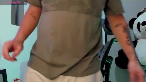 mattiwsmorris_ online show from September 2025 04:51:02 PM