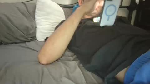 Snapshot of mattsroom123 chatting on September 2025 09:42:01 PM mattsroom123 online show from September 2025 09:42:01 PM