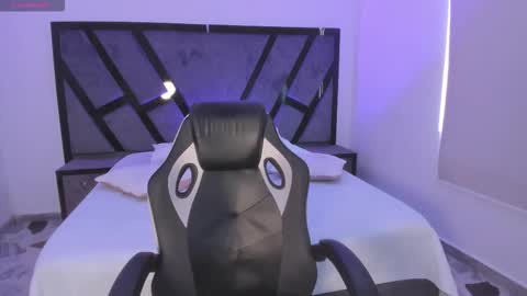 Snapshot of mattthompsonn chatting on November 2025 08:09:01 PM Matt online show from November 2025 08:09:01 PM