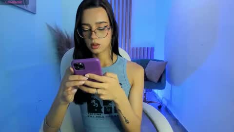 Snapshot of mattthompsonn chatting on December 2025 10:59:02 PM Matt online show from December 2025 10:59:02 PM