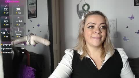 Mature liaa online show from January 2025 02:22:02 AM