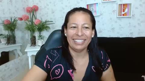 Martina online show from January 2025 10:43:01 AM