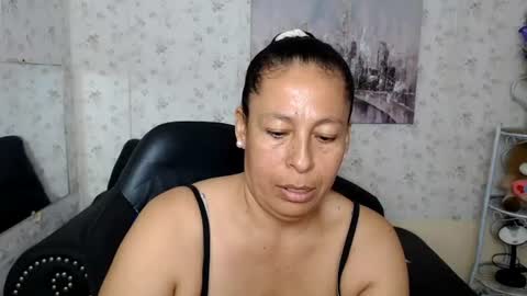 Snapshot of mature_martina_ chatting on July 2026 11:32:02 PM Martina online show from July 2026 11:32:02 PM