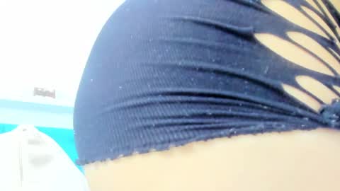 Snapshot of mature_sexylove chatting on December 2024 05:44:01 AM mature_sexylove online show from December 2024 05:44:01 AM