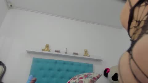 Snapshot of mature_sexylove chatting on February 2025 05:54:02 AM mature_sexylove online show from February 2025 05:54:02 AM