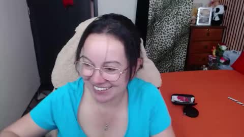 Sonia online show from December 2025 03:32:01 PM