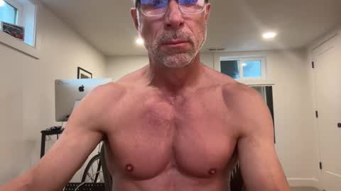 Snapshot of maturefit1 chatting on March 2026 10:48:01 PM maturefit1 online show from March 2026 10:48:01 PM