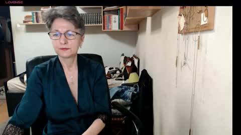 maturekate online show from October 2025 06:58:02 AM