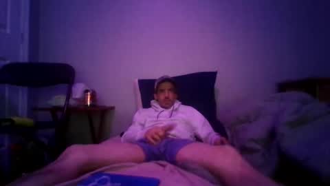 Snapshot of maubecaron1 chatting on October 2025 09:08:02 AM ken34yee online show from October 2025 09:08:02 AM