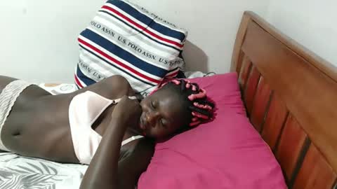 Snapshot of maui_001 chatting on October 2025 08:36:02 PM moh online show from October 2025 08:36:02 PM