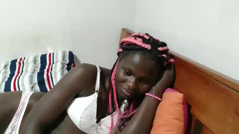 Snapshot of maui_001 chatting on October 2025 08:09:02 PM moh online show from October 2025 08:09:02 PM