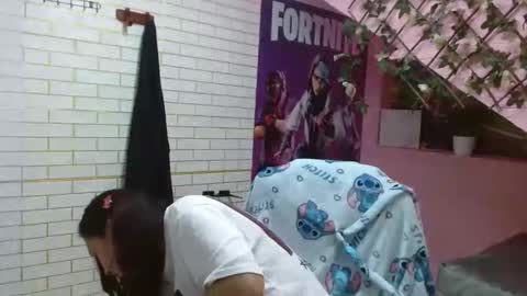 maurakloss303av online show from January 2026 05:37:01 PM