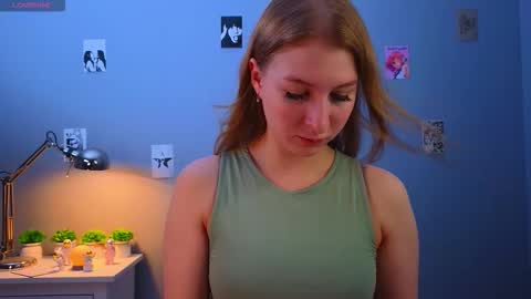 Snapshot of maureencoombs chatting on November 2025 04:22:01 AM maureencoombs online show from November 2025 04:22:01 AM