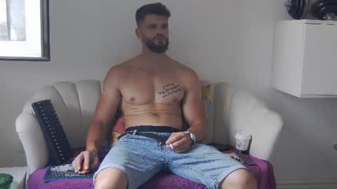 Snapshot of mauro_real_man chatting on July 2026 10:01:01 AM mauro_real_man online show from July 2026 10:01:01 AM